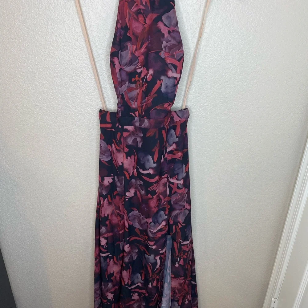Fame and Partners Abstract Print Open Back Gown w/ Slit Wedding Guest | Size 0 - Picture 9 of 10
